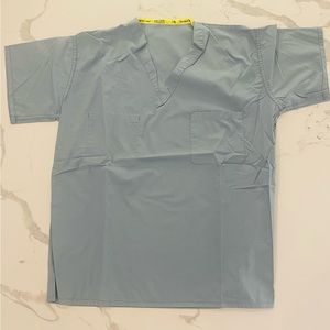 Scrubs Misty Gray Top, Size Small